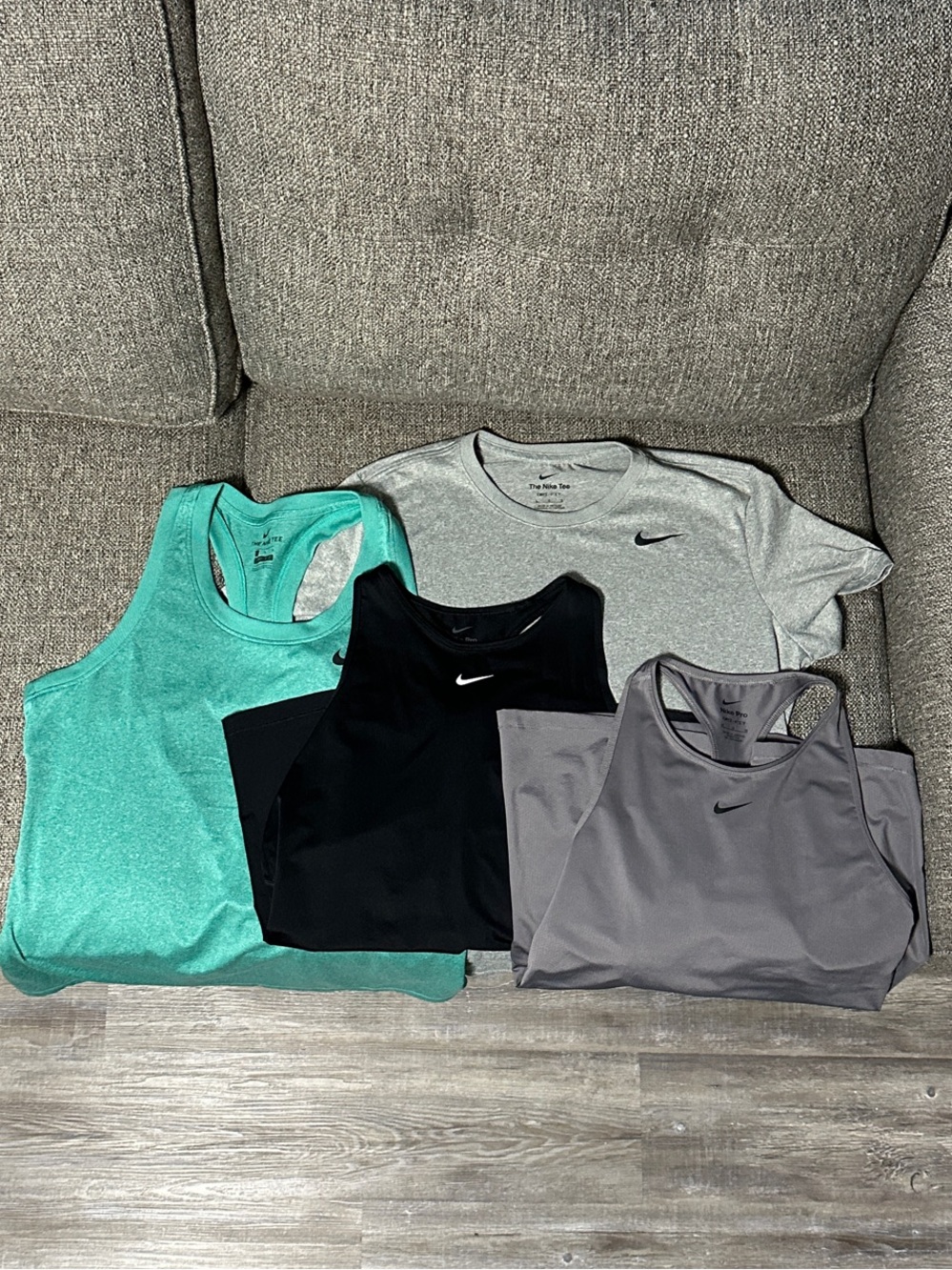 Nike Women's Workout Mixed Athletic Tank & Tee Set in Teal, Black, Gray